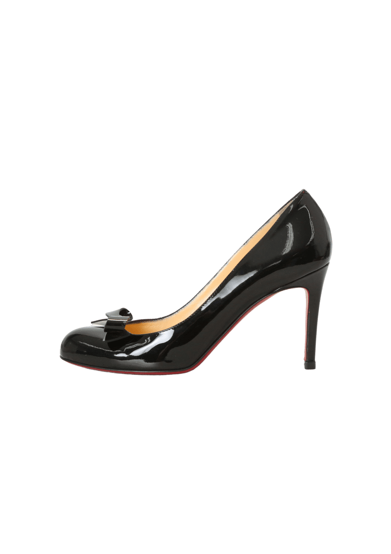 PATENT LEATHER BOW PUMPS 35