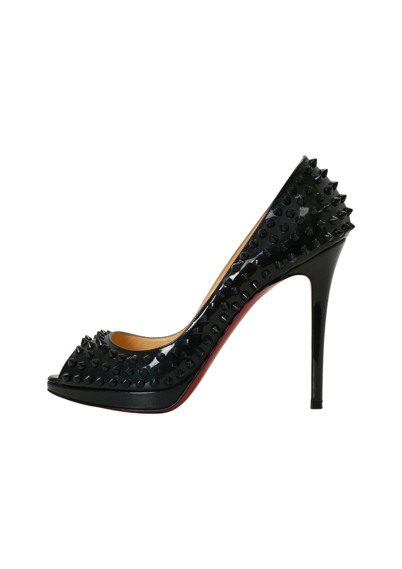 PATENT LEATHER STUDDED PEEP TOE 38