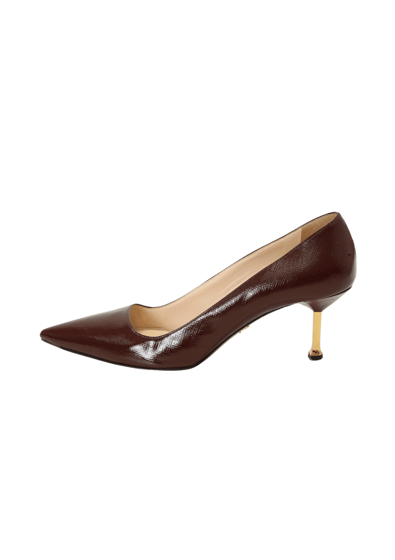 PATENT LEATHER PUMPS 37