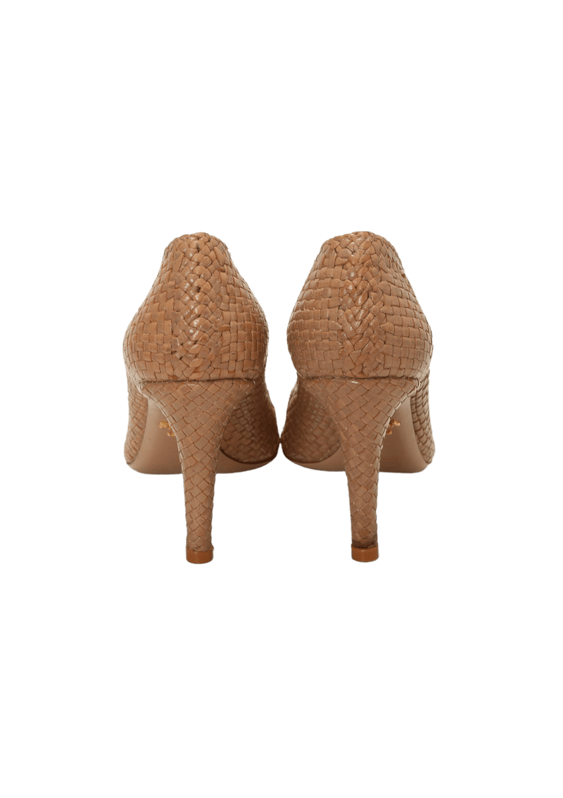 WOVEN PUMPS 35