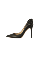 ROCKSTUD BOW PUMPS 38