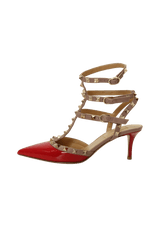 ROCKSTUD PATENT LEATHER PUMPS 34.5