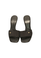 CC INTERLOCKING MULES 37