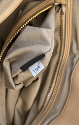 MATELASSE BEIGE HOBO