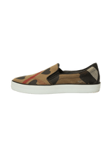 PLAID & HEART PRINT SLIP ON 36.5
