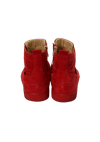 SNEAK IN SNEAKERS 44