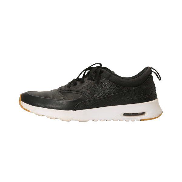 Thea premium deals nike