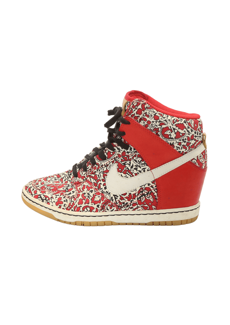 DUNK SKY HI LIBERTY 37