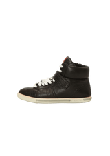 HIGH-TOP SNEAKERS 34.5