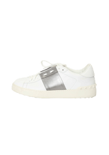 ROCKSTUD ACCENTS LEATHER SNEAKERS 37