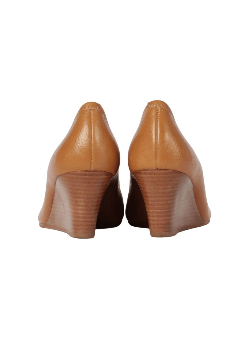 SOPHIE WEDGE PUMPS 35