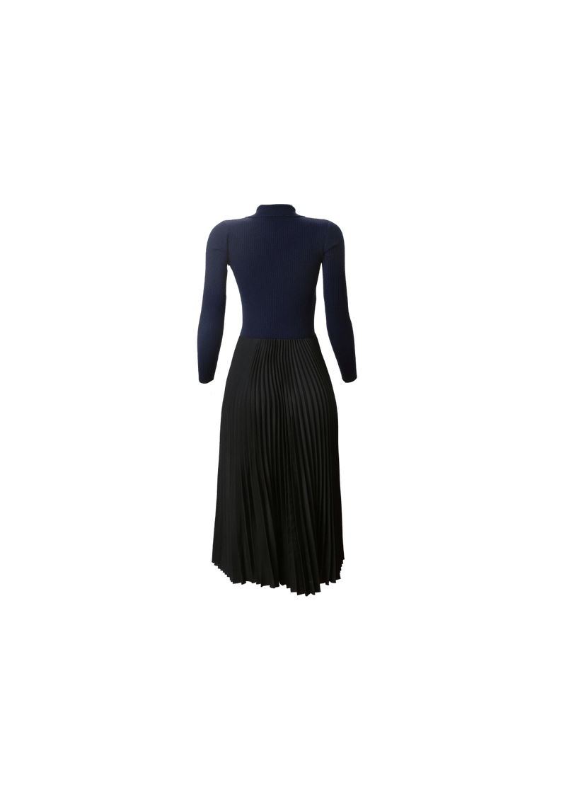 KNIT PLEATED DRESS 36