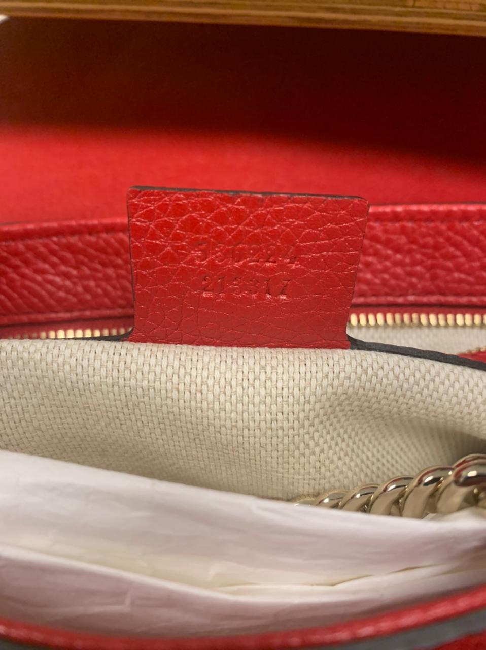 MEDIUM SOHO CHAIN FLAP BAG