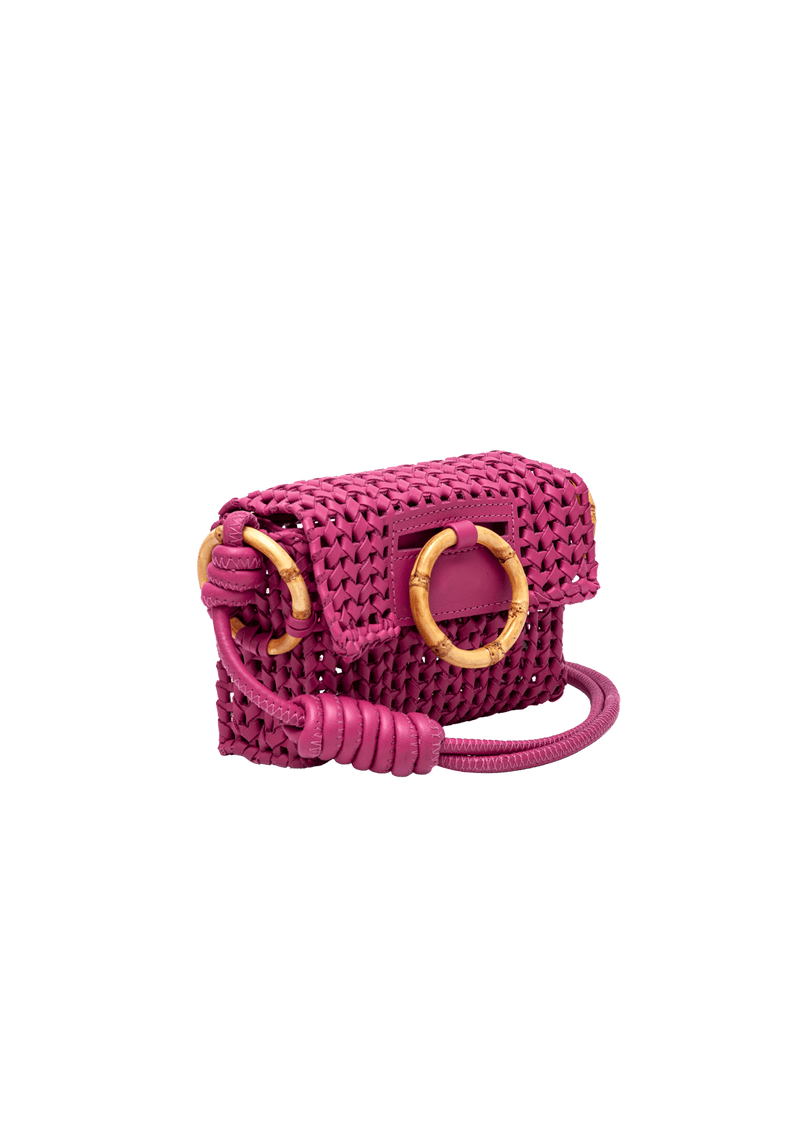 MINI BOLSA BAGUETE EM TRESSÊ